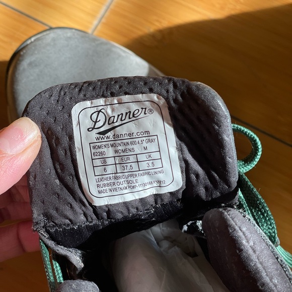 Gently used Danner mountain 600 in gray size 6 - Picture 4 of 5